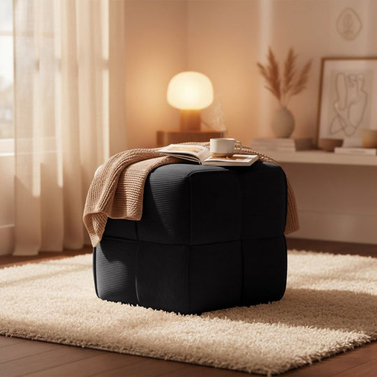 Fortuna - Würfel-Sitzhocker aus Cord